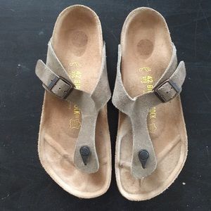 Birkenstock Giizeh WORN ONCE